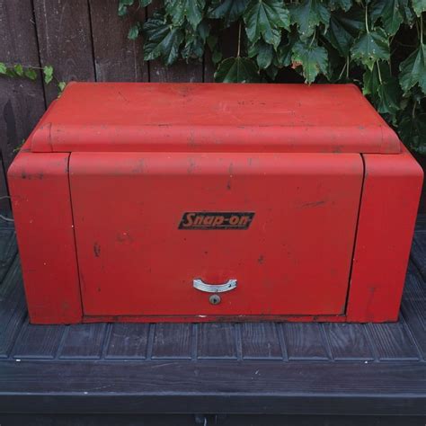 metal vintage tool box|older snap on tool box.